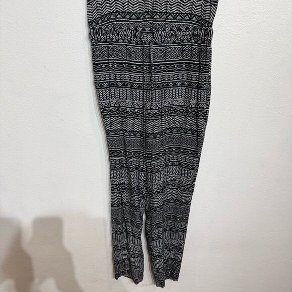 Lucky Brand Black Aztec Jumpsuit Sz S - Picture 3 of 11